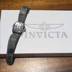 Invicta Women’s Grey Leather Strap Watch